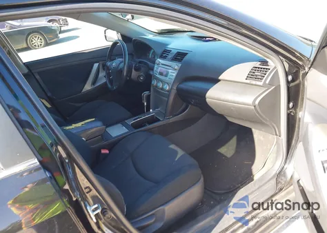 2009 Toyota Camry Se z USA, uszkodzony, nr VIN 4T1BE46KX9U371470